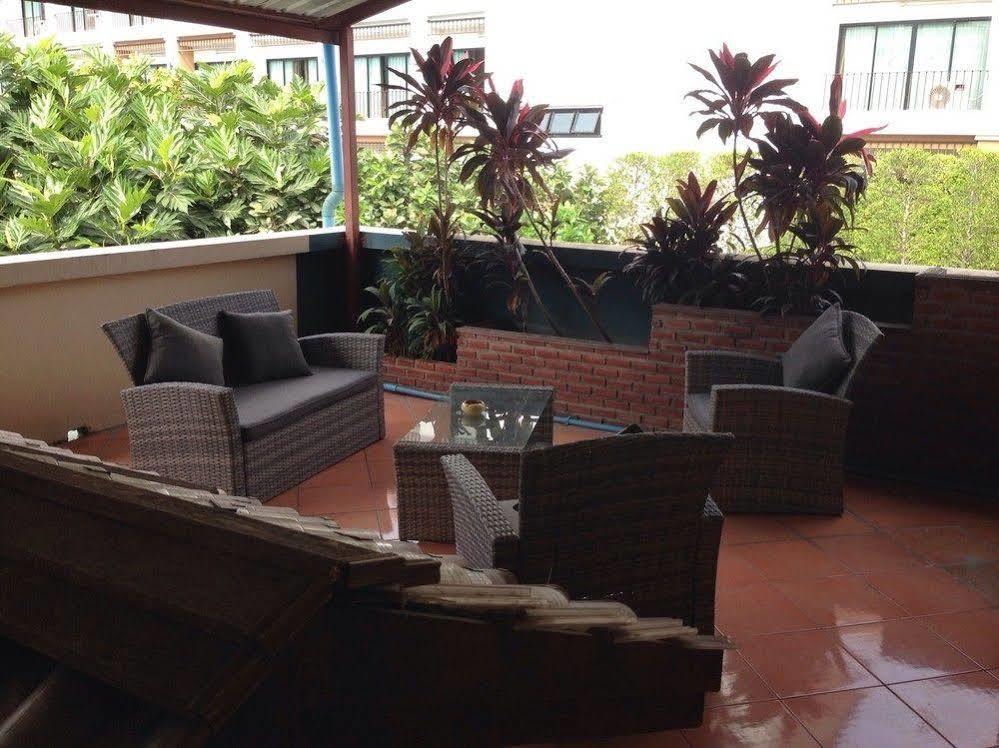 The Irish Clock Hotel Udon Thani Exterior foto